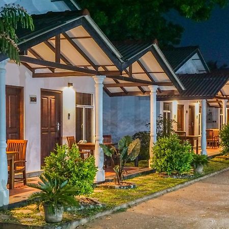 Luna Beach Hotel Nilaveli Kültér fotó