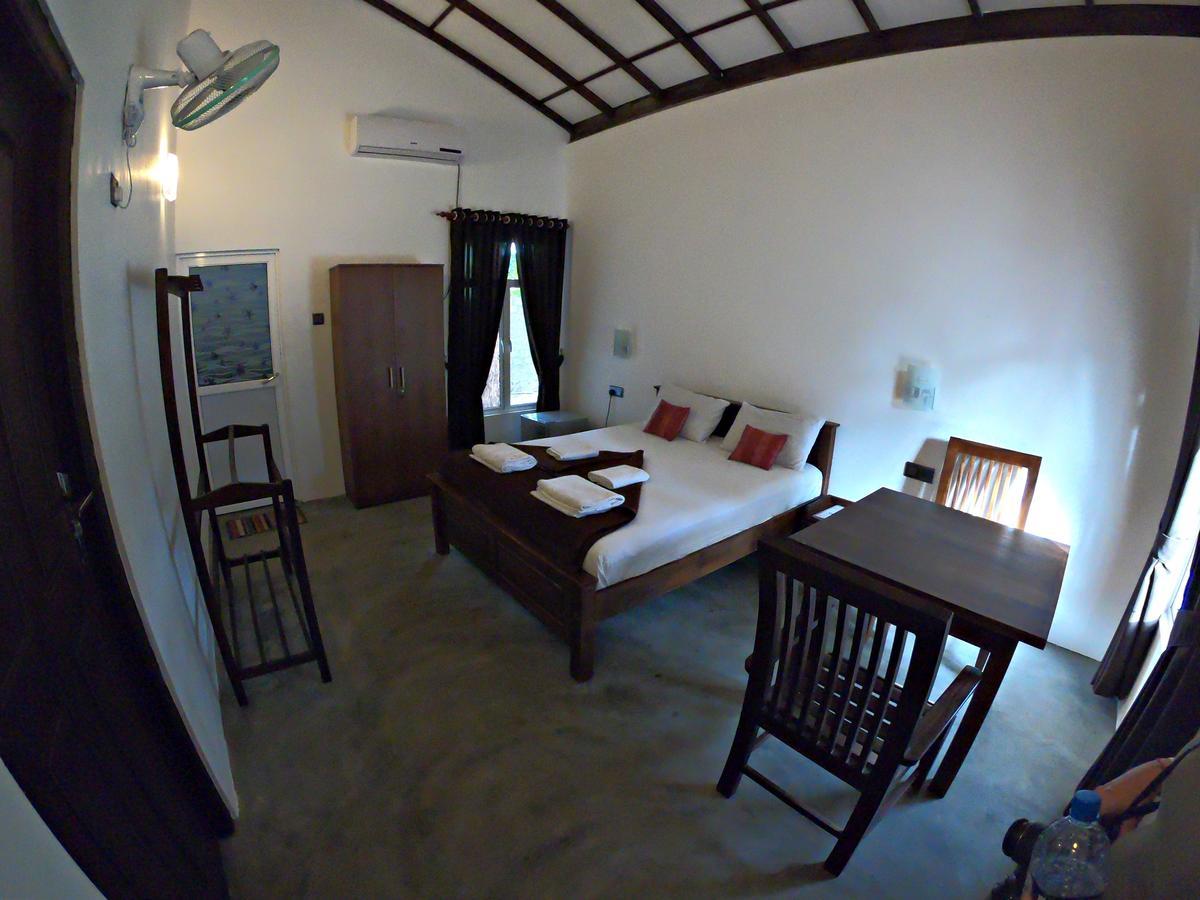 Luna Beach Hotel Nilaveli Kültér fotó