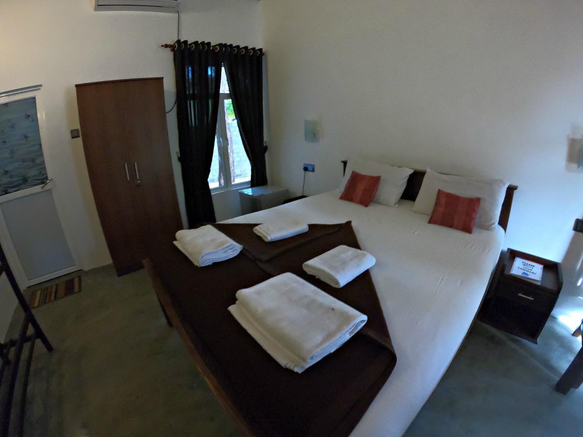 Luna Beach Hotel Nilaveli Kültér fotó